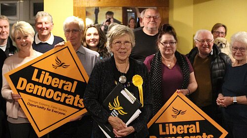 Marilyn (Center) supported by her Lib Dem Colleagues.